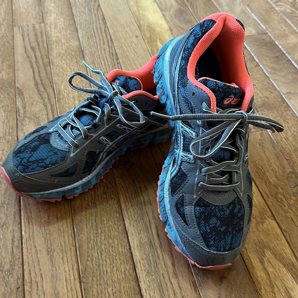 ASICS women’s athletics shoe sneaker